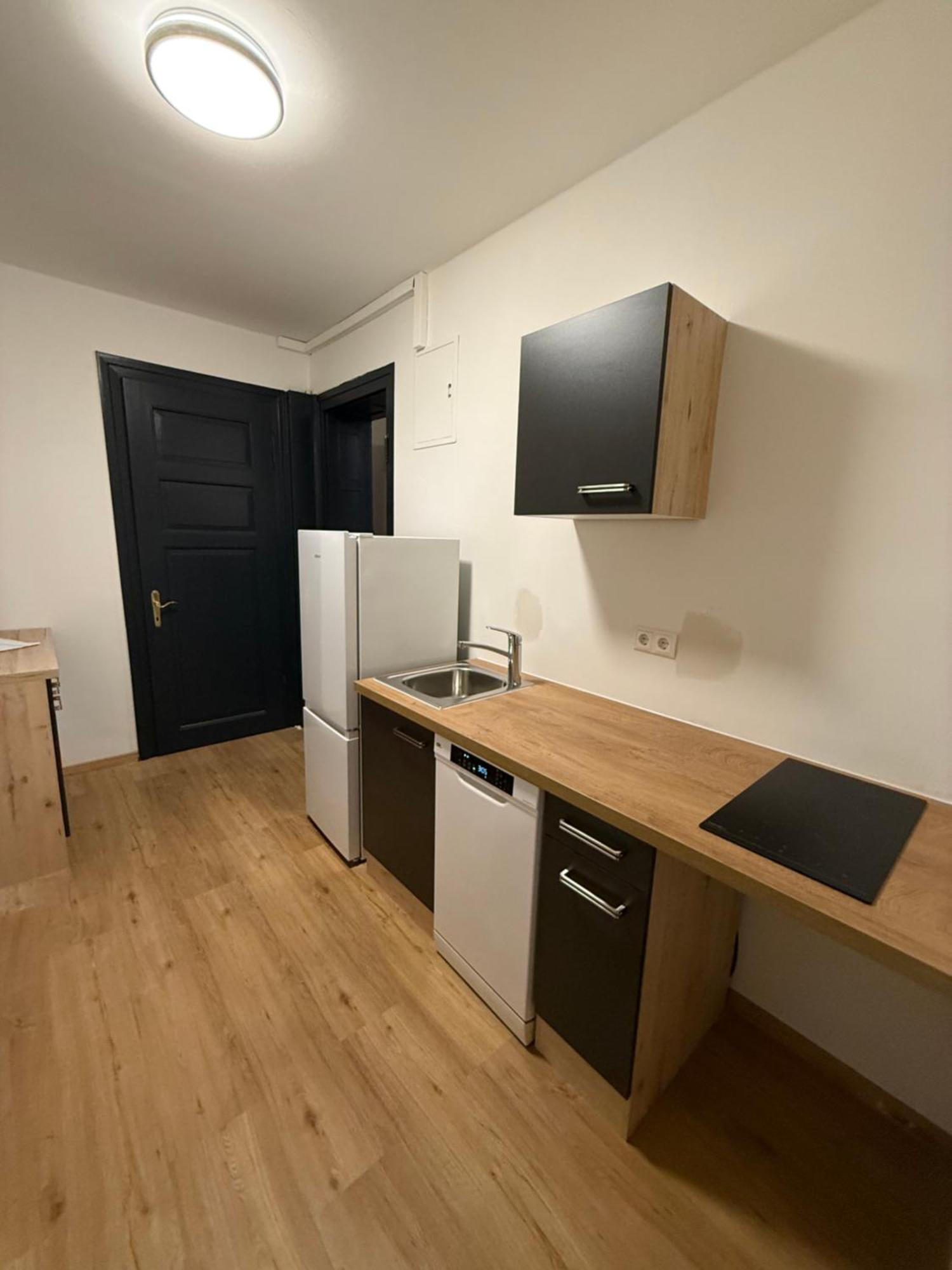 Crown Living Villa Blumenau Studios, Smarttv, Parkplatz Lustenau Extérieur photo